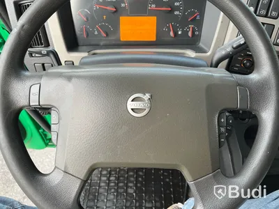 Lastbil Volvo FL 250 4x2 -2014| Höj/sänk skåp | Euro6 | PLS-Skåp