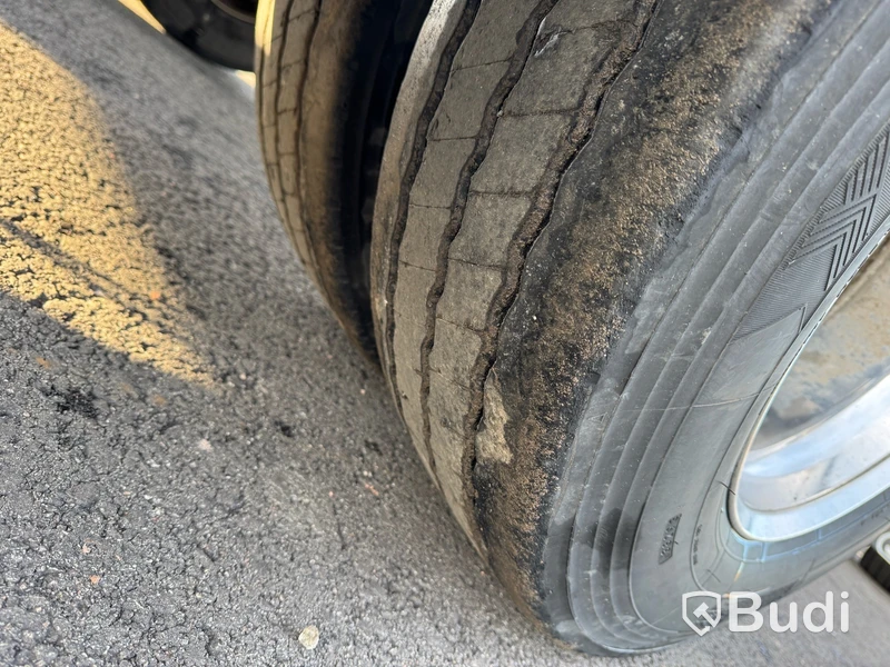 Lastväxlarvagn med tipp SLP-3-7600-VS -2018