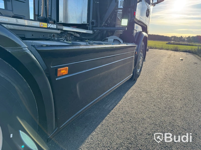 Lastväxlare Scania R580 8X4-4 -2017 | JOAB L24 med asfaltsbalk