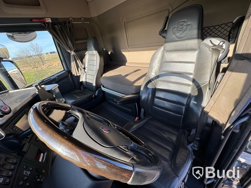 Lastväxlare Scania R580 8X4-4 -2017 | JOAB L24 med asfaltsbalk