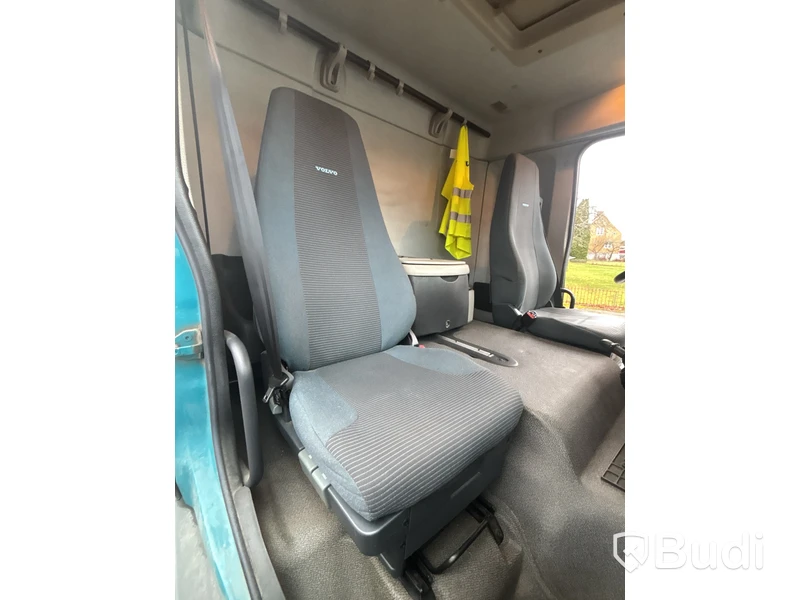 Distributionsbil Volvo FL | 47822 mil | 2013 | PLS | ÖBS