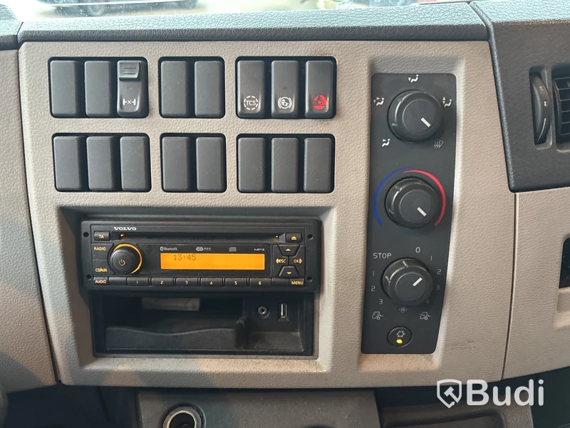 Distributionsbil Volvo FL | 47822 mil | 2013 | PLS | ÖBS