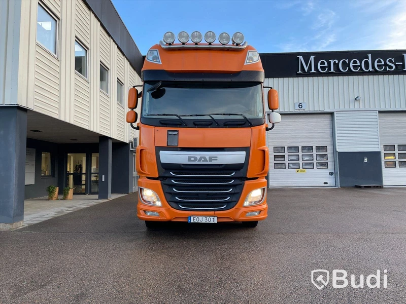 Dragbil DAF FTS XF460Z - 2015
