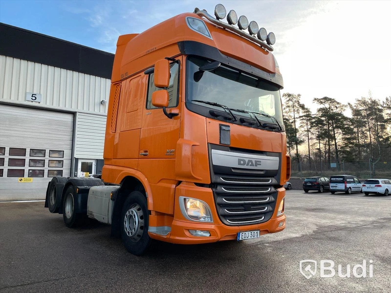 Dragbil DAF FTS XF460Z - 2015