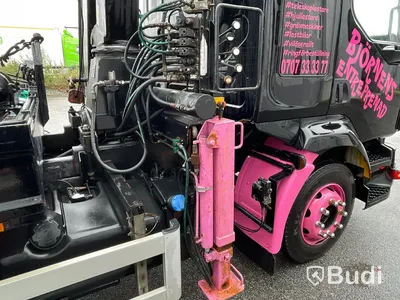 Lastbil Renault DXI15215 Bärgningsbil med kran