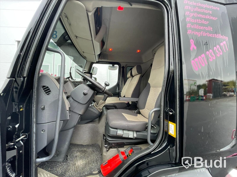 Lastbil Renault DXI15215 Bärgningsbil med kran