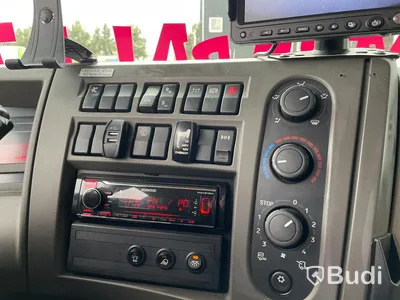 Lastbil Renault DXI15215 Bärgningsbil med kran