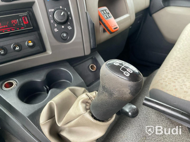 Lastbil Renault DXI15215 Bärgningsbil med kran