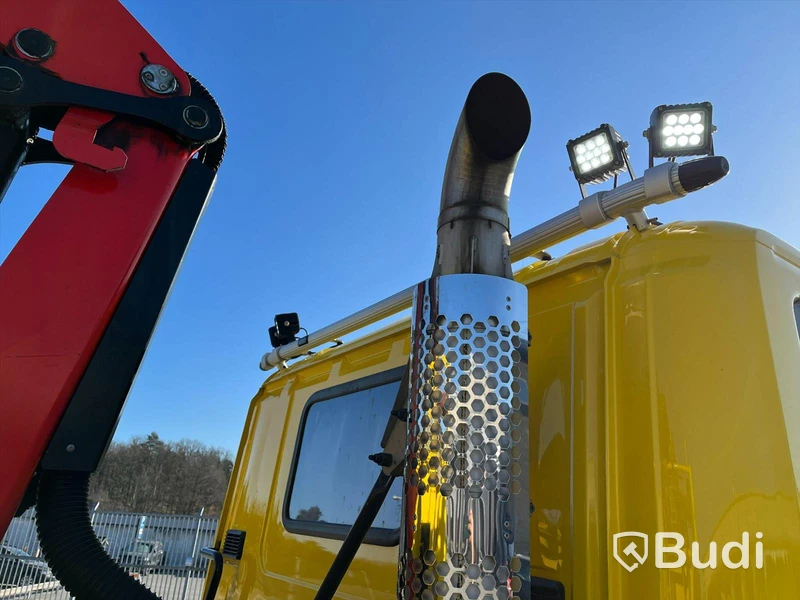 Lastbil Scania P410 Tip&kran PK22002D plogbilsförberedd