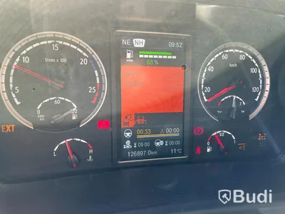 Lastbil Scania P410 Tip&kran PK22002D plogbilsförberedd