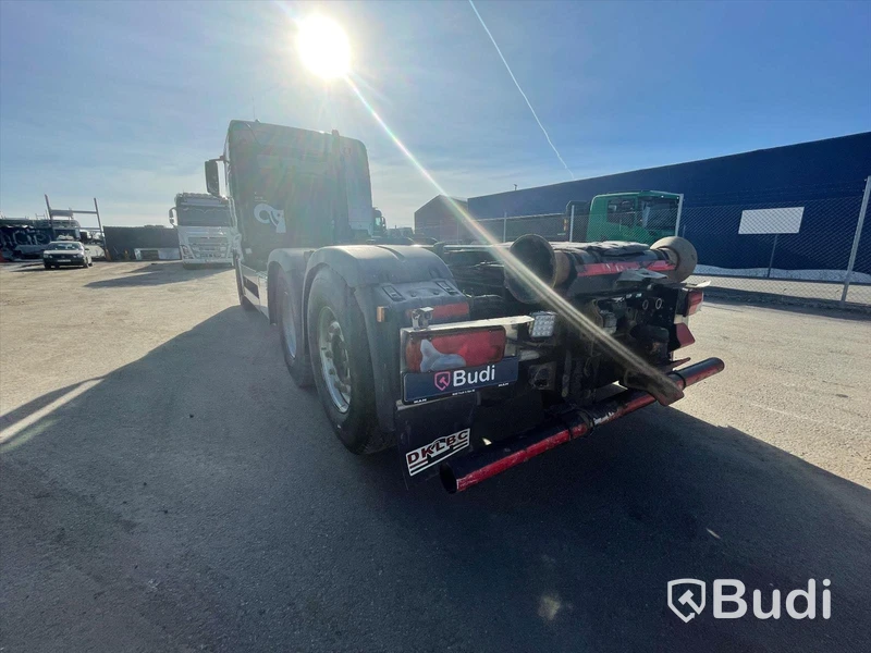 Lastbil MAN TGX 26.500 med Hiab lastväxlare 21T multilift