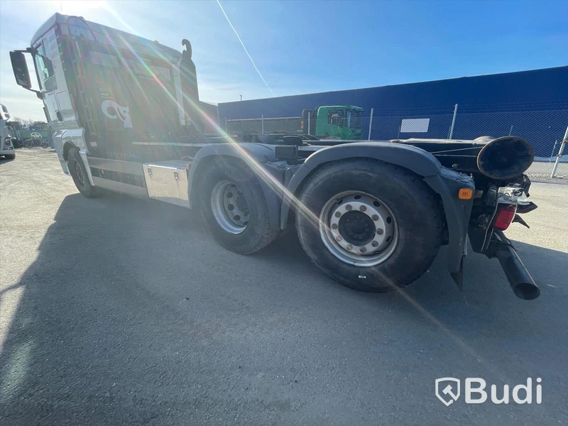 Lastbil MAN TGX 26.500 med Hiab lastväxlare 21T multilift