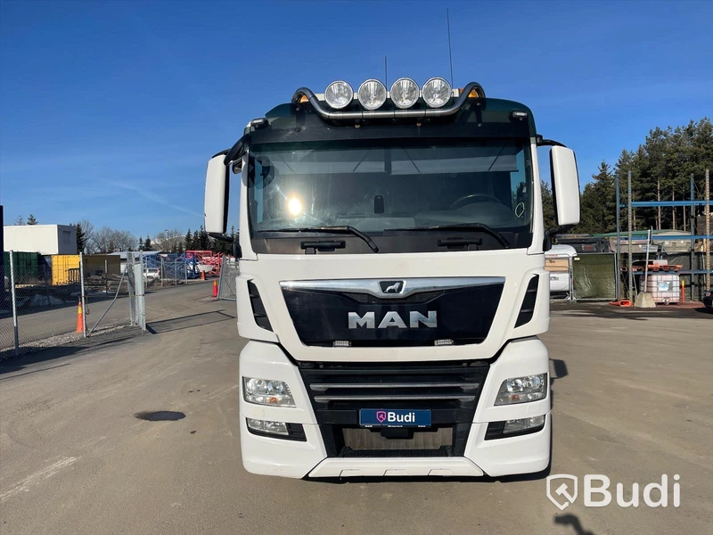 Lastbil MAN TGX 26.500 med Hiab lastväxlare 21T multilift