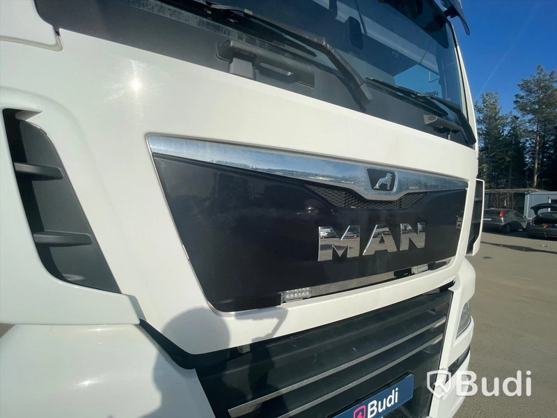 Lastbil MAN TGX 26.500 med Hiab lastväxlare 21T multilift