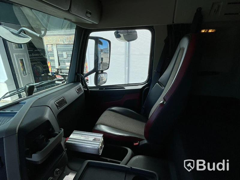 Lastbil Volvo FM 450 Lastväxlare HIAB med Drag