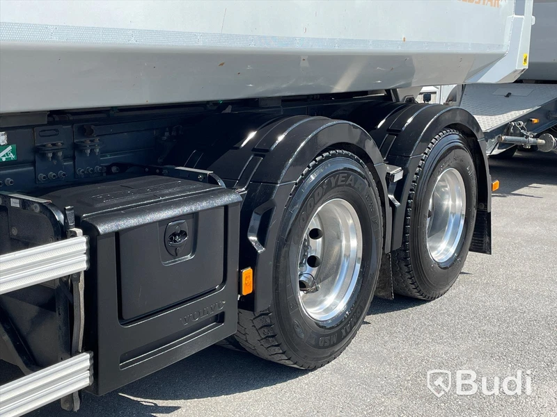 Lastbil Volvo FH13 540  6x4 Dumper med kärra
