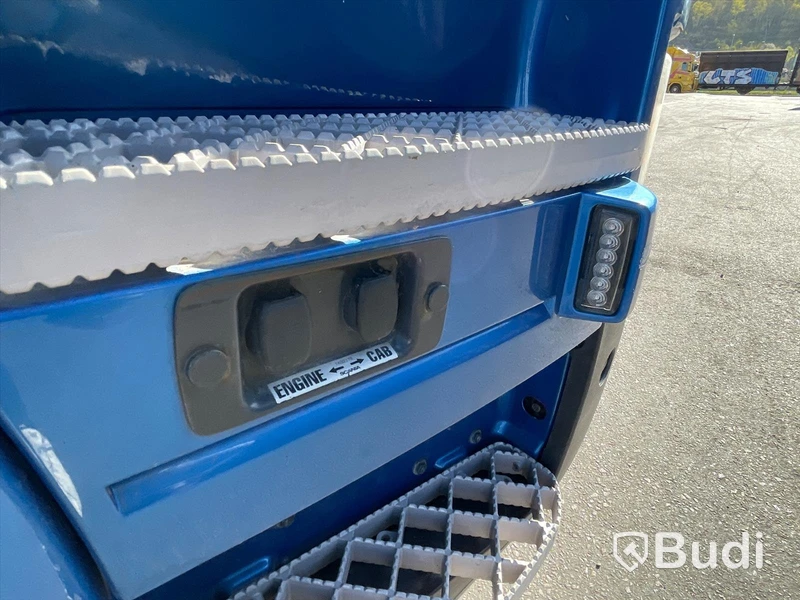Lastbil Scania R490 6x2 Euro 6 Ny info i annonstexten skåpbil med bakgavelslyft och öppningsbarsida