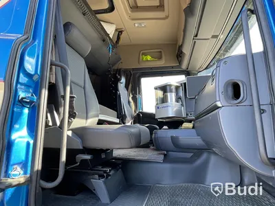 Lastbil Scania R490 6x2 Euro 6 Ny info i annonstexten skåpbil med bakgavelslyft och öppningsbarsida