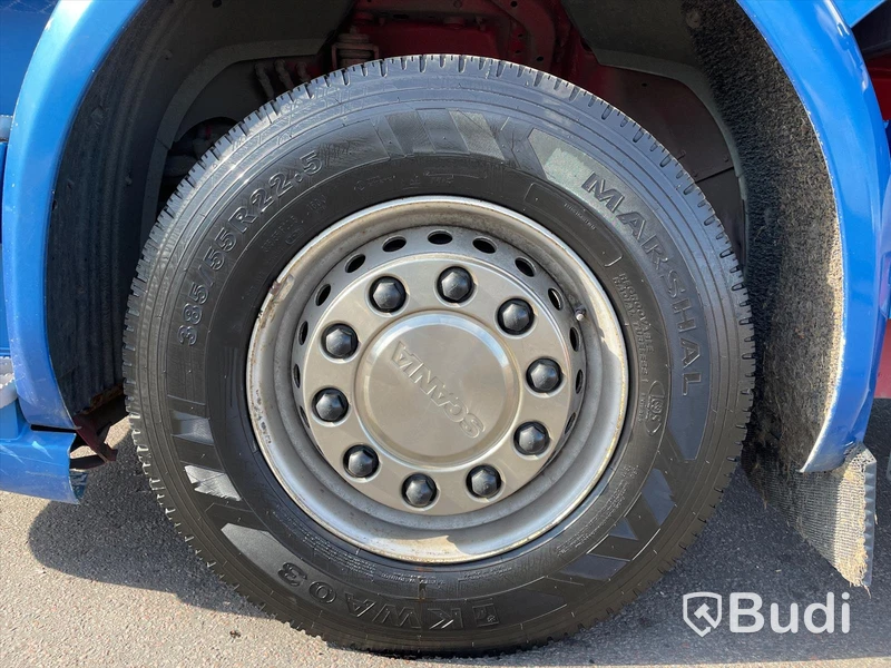 Lastbil Scania R490 6x2 Euro 6 Ny info i annonstexten skåpbil med bakgavelslyft och öppningsbarsida