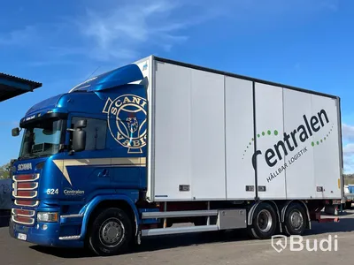Lastbil Scania R490 6x2 Euro 6 Ny info i annonstexten skåpbil med bakgavelslyft och öppningsbarsida