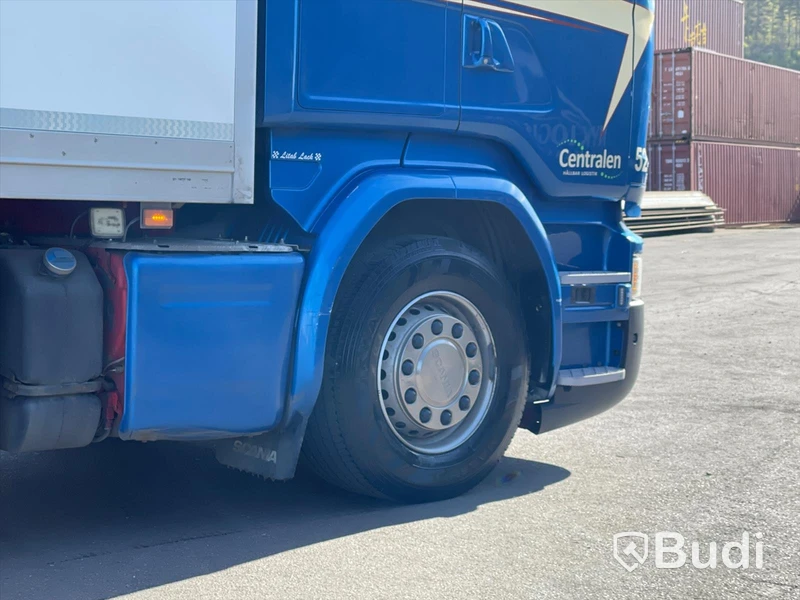 Lastbil Scania R490 6x2 Euro 6 Ny info i annonstexten skåpbil med bakgavelslyft och öppningsbarsida