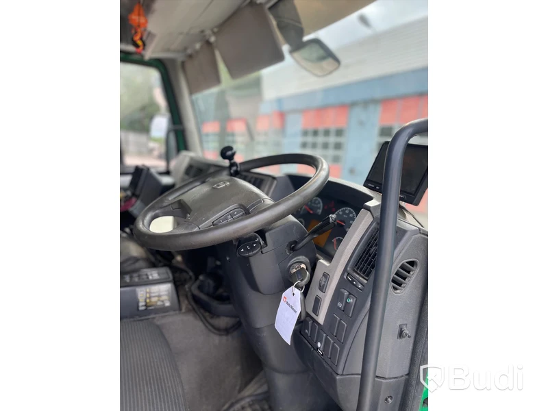 Lastbil Volvo FE 340 6x2 Sidlastare -2013
