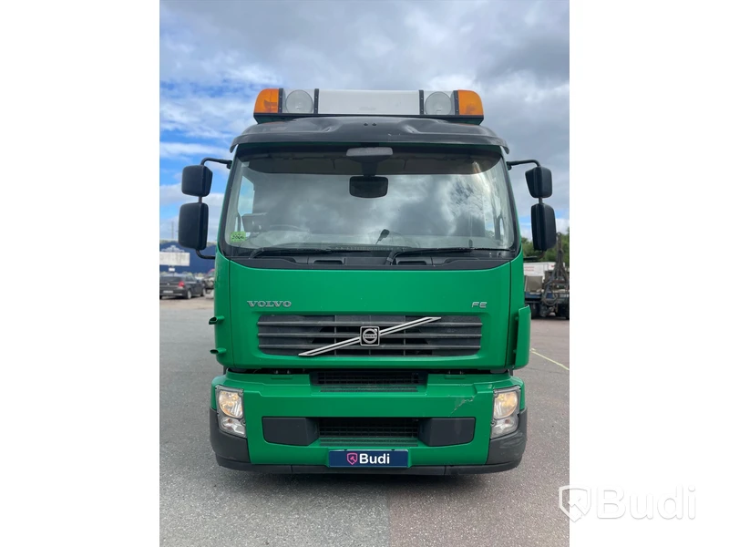 Lastbil Volvo FE 340 6x2 Sidlastare -2010