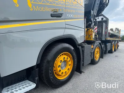 Bodbil Volvo FH 500 8x4 LL Globetrotter med Fassi kran 990 SDZ931 samt trailer CRJ824