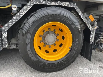 Bodbil Volvo FH 500 8x4 LL Globetrotter med Fassi kran 990 SDZ931 samt trailer CRJ824