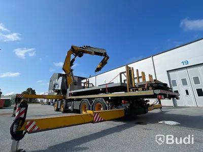Bodbil Volvo FH 500 8x4 LL Globetrotter med Fassi kran 990 SDZ931 samt trailer CRJ824