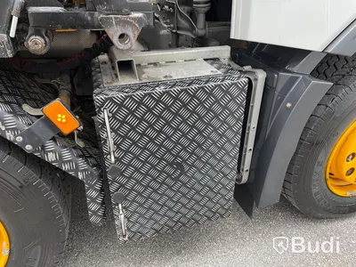 Bodbil Volvo FH 500 8x4 LL Globetrotter med Fassi kran 990 SDZ931 samt trailer CRJ824