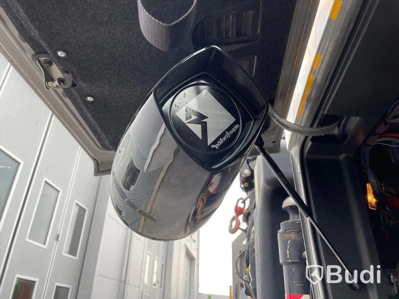 Bodbil Volvo FH 500 8x4 LL Globetrotter med Fassi kran 990 SDZ931 samt trailer CRJ824