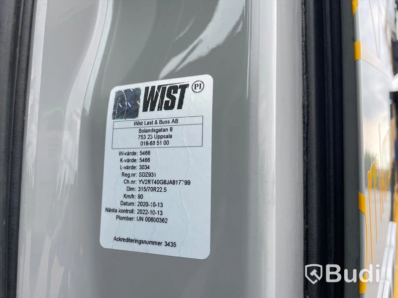Bodbil Volvo FH 500 8x4 LL Globetrotter med Fassi kran 990 SDZ931 samt trailer CRJ824
