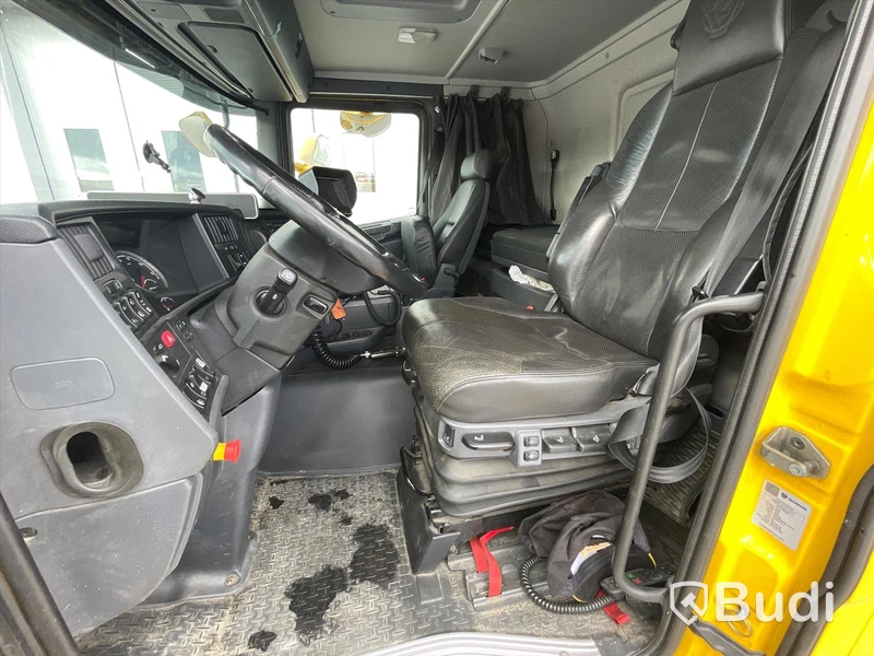 Kranflak Scania G410 8x2 -2016 med Hiabkran 288 E-6 Hipro