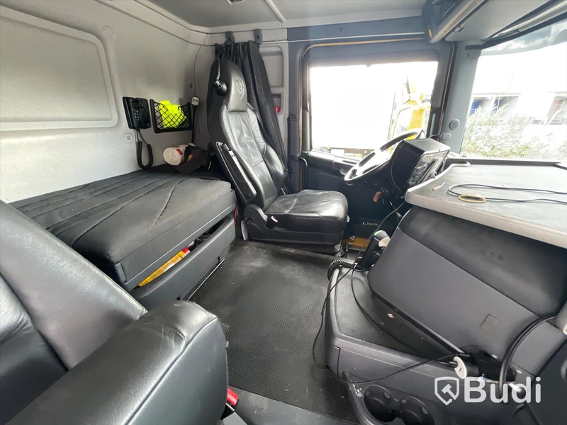 Kranflak Scania G410 8x2 -2016 med Hiabkran 288 E-6 Hipro