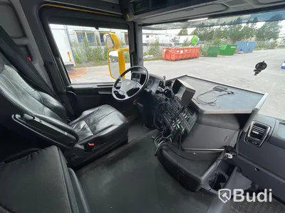 Kranflak Scania G410 8x2 -2016 med Hiabkran 288 E-6 Hipro