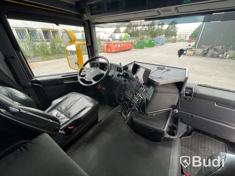 Kranflak Scania G410 8x2 -2016 med Hiabkran 288 E-6 Hipro