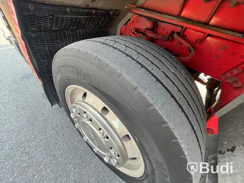 Lastbil Scania R480LB8X2-6 HHA Kranbil / Bodbil / Dragbil med jibb och 2 ton vajerspel