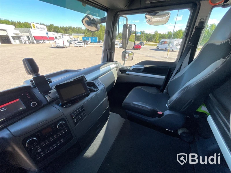 Lastbil MAN TGM 26.340 6x2-4 Joab lastväxlare inkl schaktflak