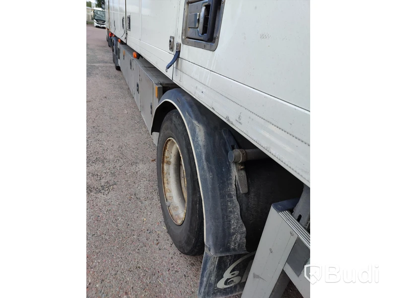 Fjärrbilsekipage Scania R580 6x2-4 med trailer Ekeri S8-D