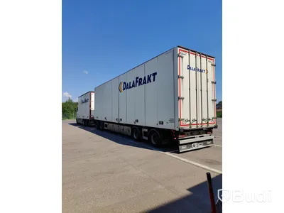 Fjärrbilsekipage Scania R580 6x2-4 med trailer Ekeri S8-D