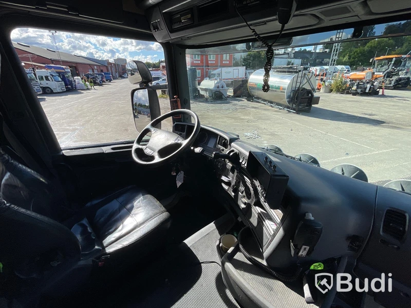 Lastbil Scania G440 Kranväxlare Palfinger 26Tm