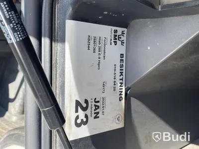 Kranbil Volvo FM 8x4 tippflak med lämmar