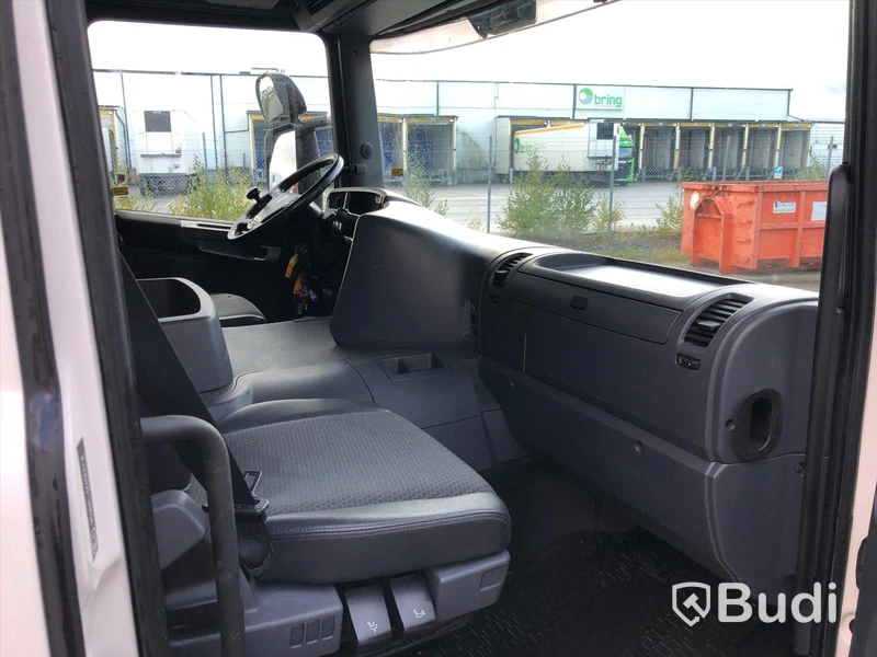 Lastbil Volvo FL 4x2 16T Kylbil