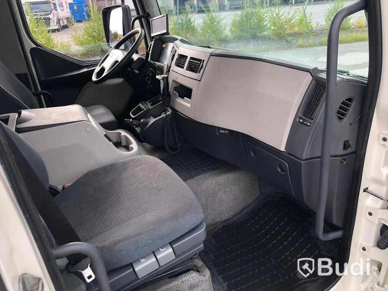 Lastbil Volvo FL 4x2 16T Kylbil