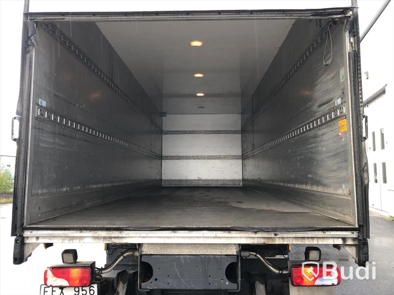 Lastbil Volvo FL 4x2 16T Kylbil