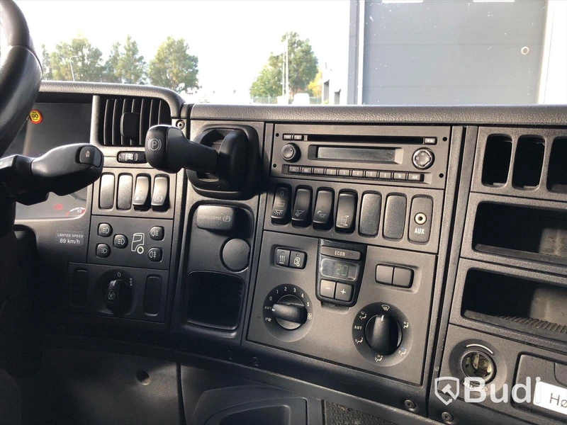 Lastbil Volvo FL 4x2 16T Kylbil
