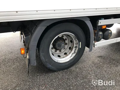 Lastbil Volvo FL 4x2 16T Kylbil