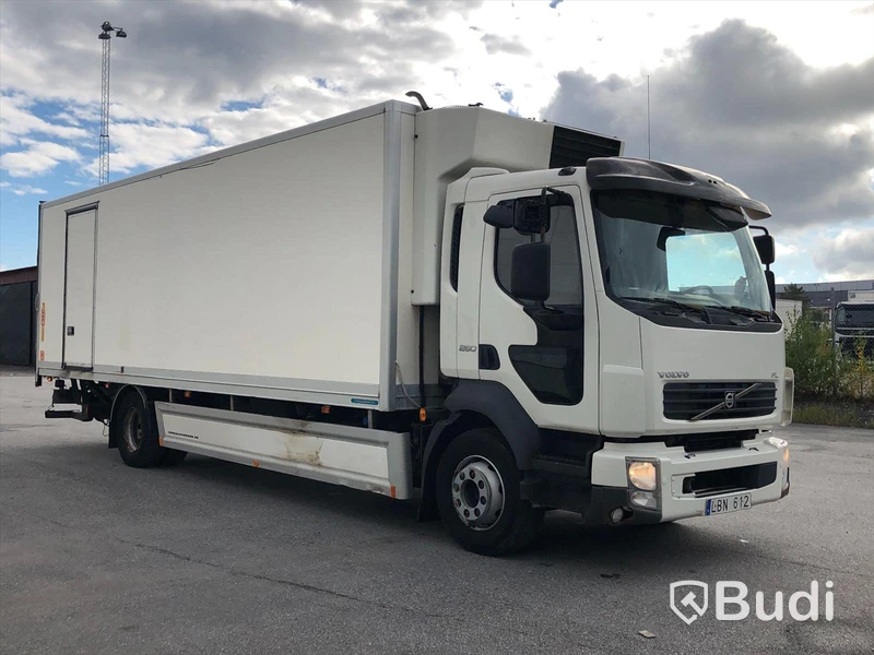 Lastbil Volvo FL 4x2 16T Kylbil