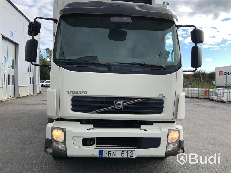 Lastbil Volvo FL 4x2 16T Kylbil